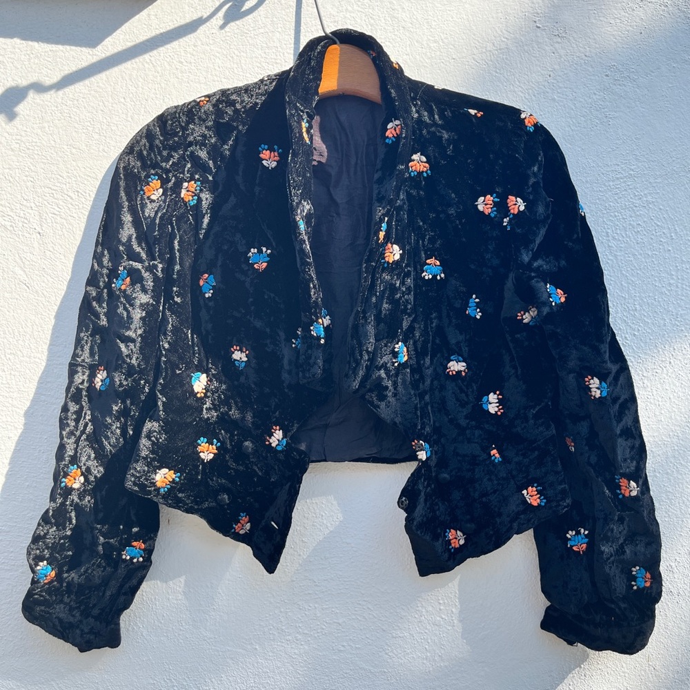 Vintage crushed velvet cropped jacket